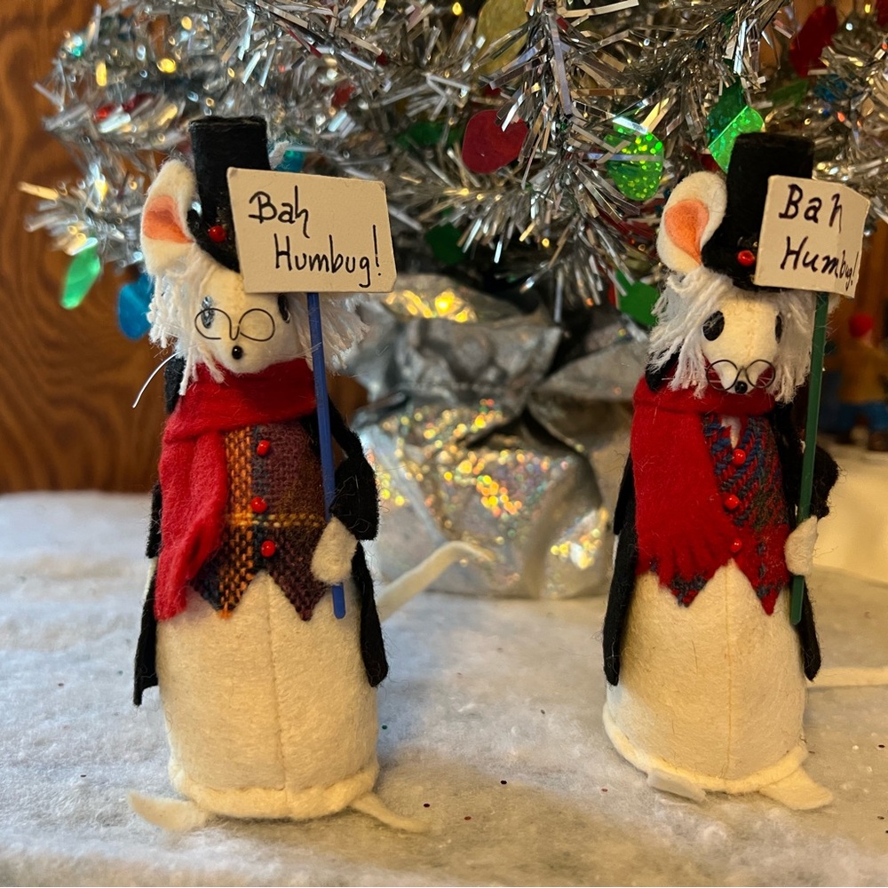 Vintage Christmas mice